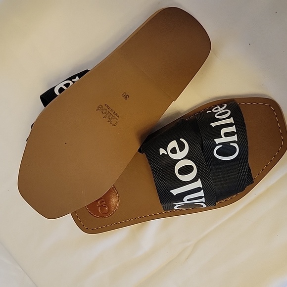 Chloe - Picture 6 of 14